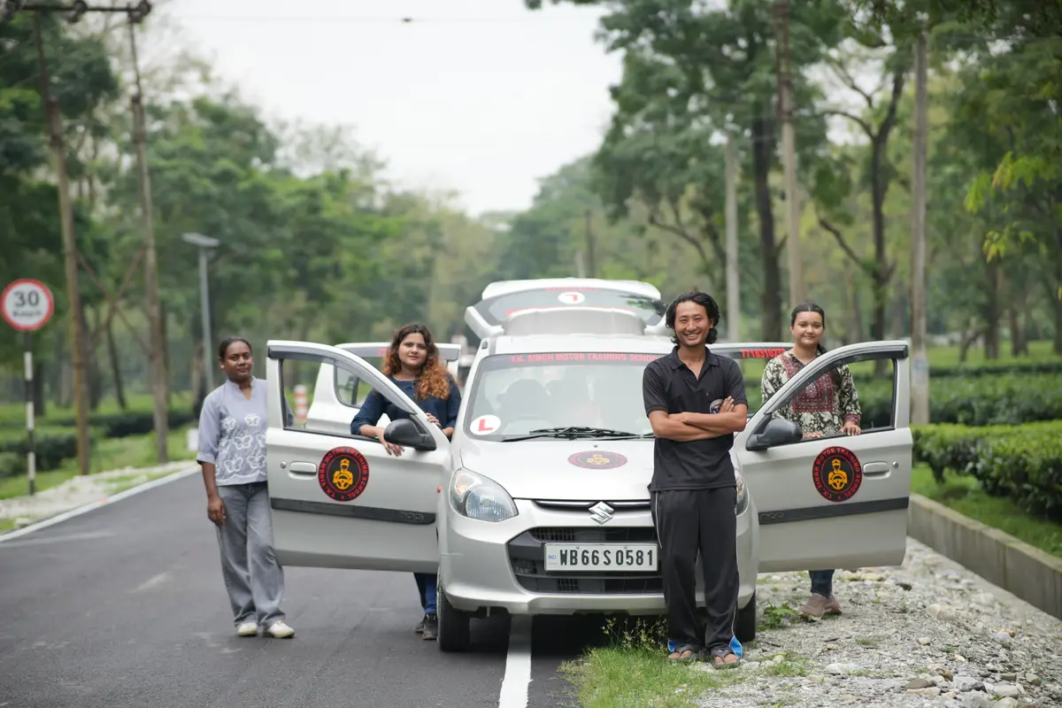 Driving school fees Jaigaon — T.K. Singh Motor Driving Training School Maruti Alto K10 training vehicle